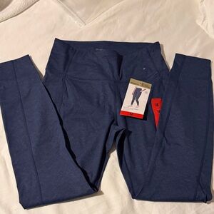 NWT Mondetta Navy Leggings. Size M. Side pockets.